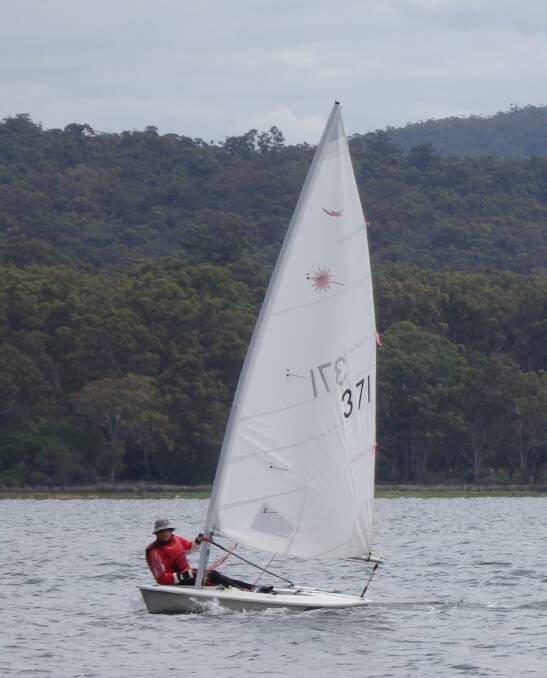 Good line: Greg Thornton leads the Wallagoot Lake Boat Club field around one of the buoy turns for the first race of the year on Saturday. Picture: Supplied  