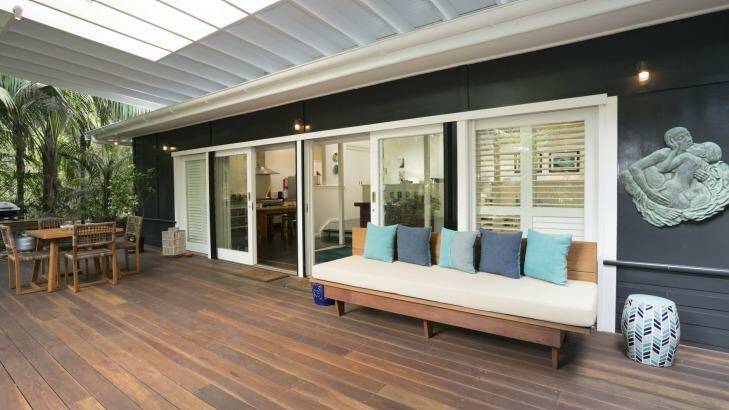 Deck at Blue Peter beach house Lord Howe Island.