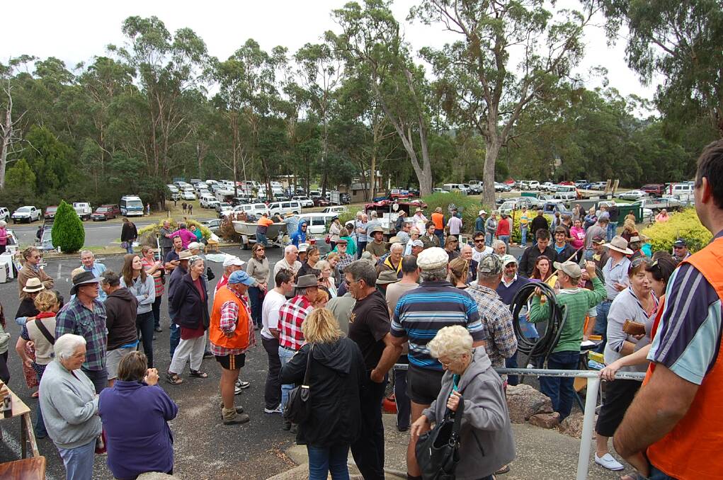 A large crowd turned up for the 2014 Genoa Auction.