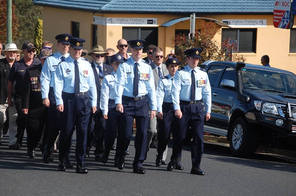 Members of 460 Squadron (Defence Imagery) formed the catafalque party for the ANZAC Day 2014 march through Eden.