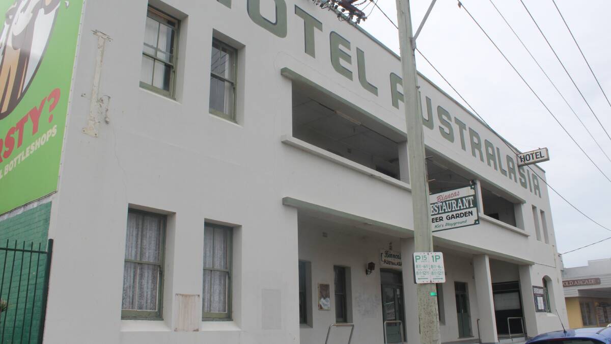 The building of the old Hotel Australia.  