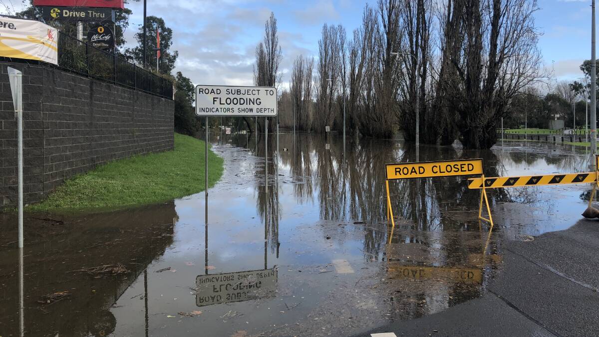 The northern entrance to Carp St, Bega, at 9am Wednesday, May 12.