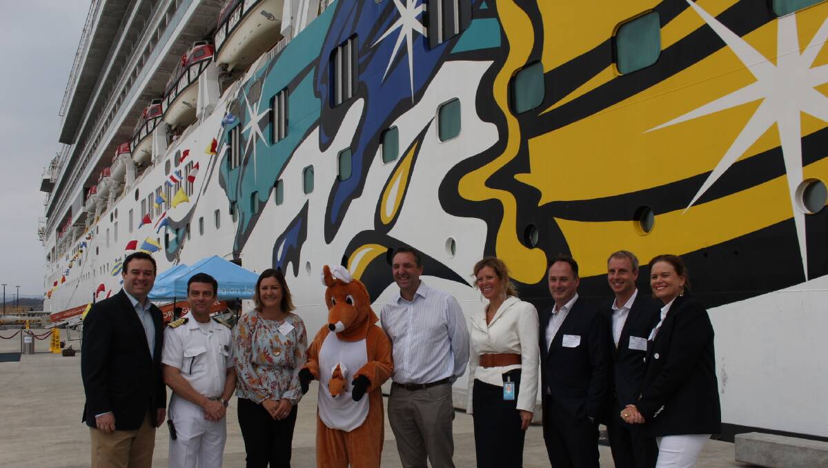 Kristy McBain (the then mayor of Bega Valley Shire) with dignitaries, at the arrival of the first cruise ship after the fires in January 2020.