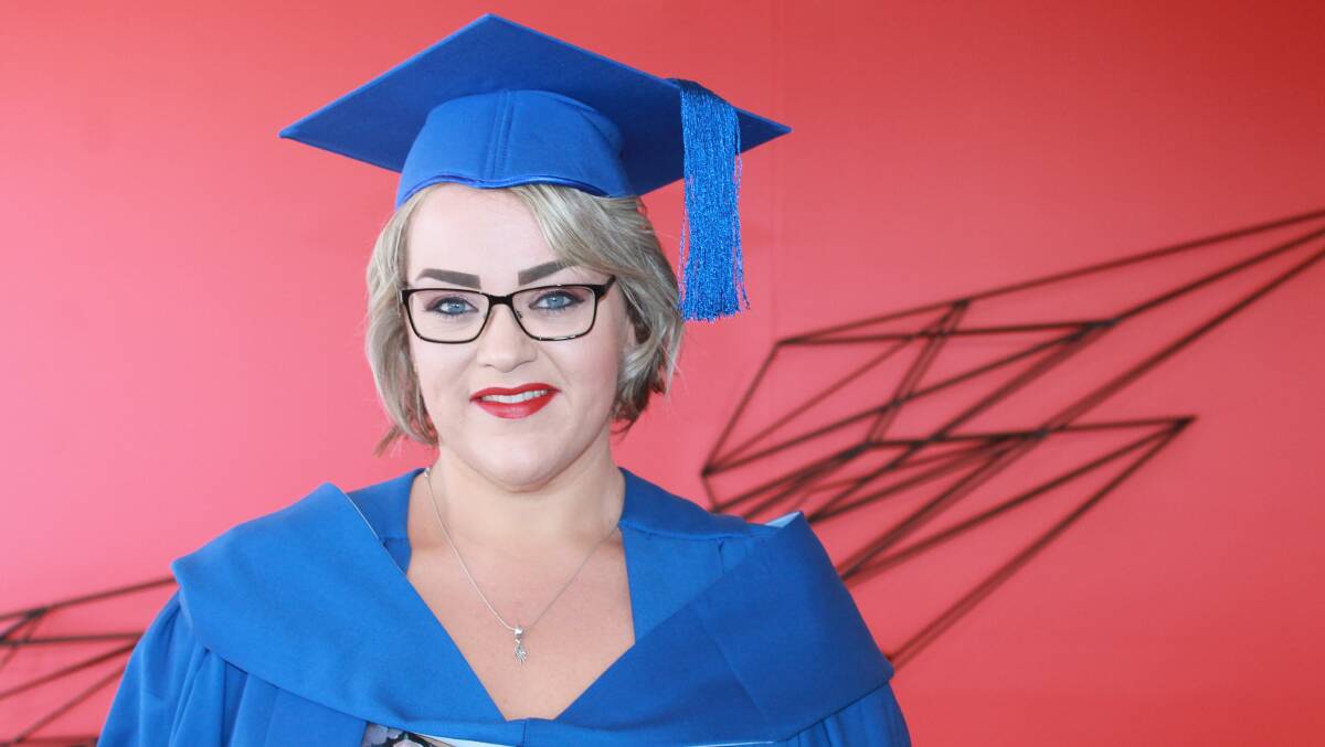 Megan Irvin of Bega graduated with a Bachelor of Nursing with Distinction. 