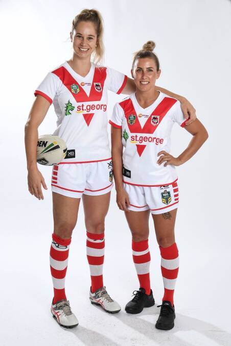 Kezie Apps and Sam Bremner are among two of the first signings for the Dragons in the inaugural Women's NRL Premiership. 