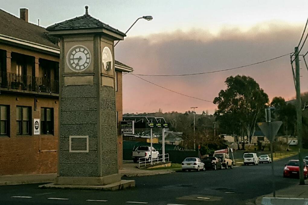 Smoke continues to billow towards the coast from the Yankees Gap Road fire near Bemboka at 6.40am on Thursday. 