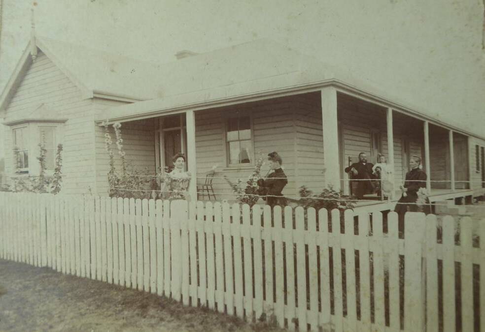 Moorhead residence, 1906.
