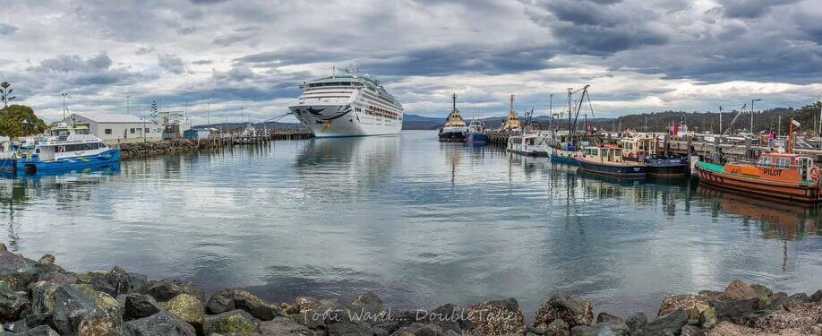 Cruise ship in Snug Cove. Photo: DoubleTake Photography