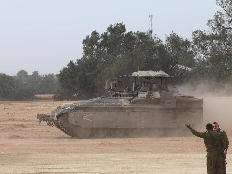 The Israeli government says it is discussing "how to destroy the last vestiges" of Hamas battalions. (EPA PHOTO)