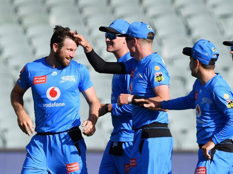 The Adelaide Strikers scored a six-run win over the Sydney Thunder in a crunch BBL clash.