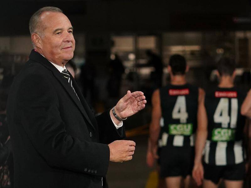 Mark Korda will step down as Collingwood president a year earlier than first planned.