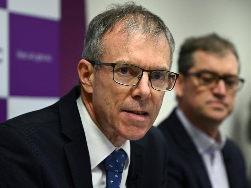 IBAC acting commissioner Stephen Farrow (left) and deputy commissioner David Wolf face the media. (Joel Carrett/AAP PHOTOS)