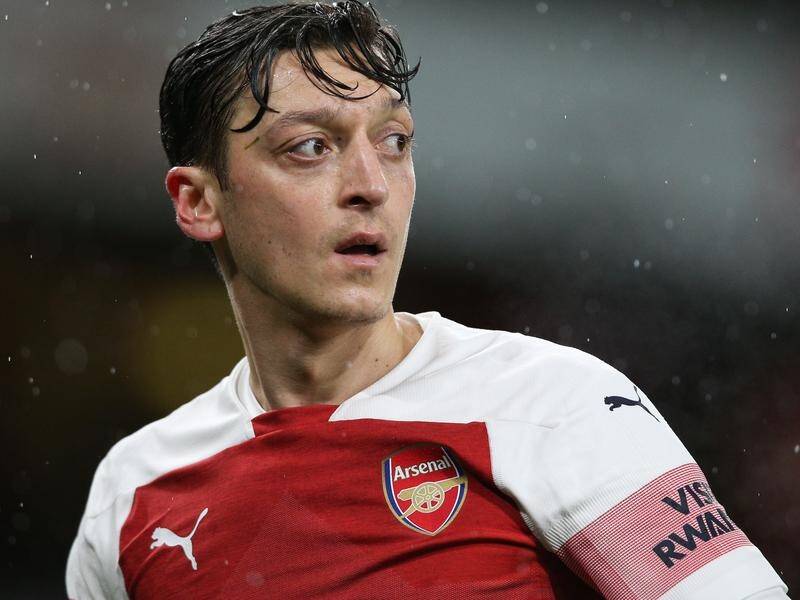Arsenal midfielder Mesut Ozil has been better in training this week, manager Unai Emery says.