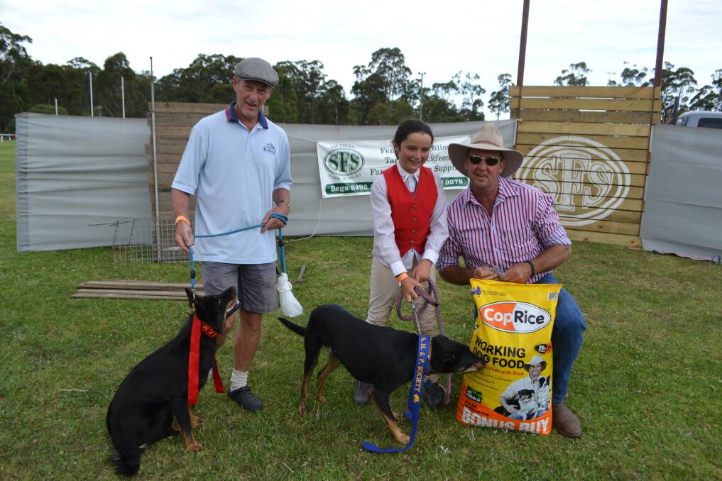 Large dog high jump winner Shari Grist (middle) with Bolt and Brett Rogers (right). The event is sponsored by Southern Farm Supplies. 